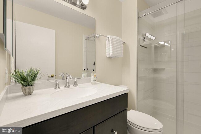 Building Photo - 2038 Derby Ridge Ln