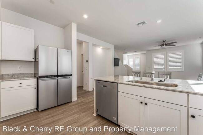 Building Photo - 3 br, 3 bath House - 3766 Trancoso Ave