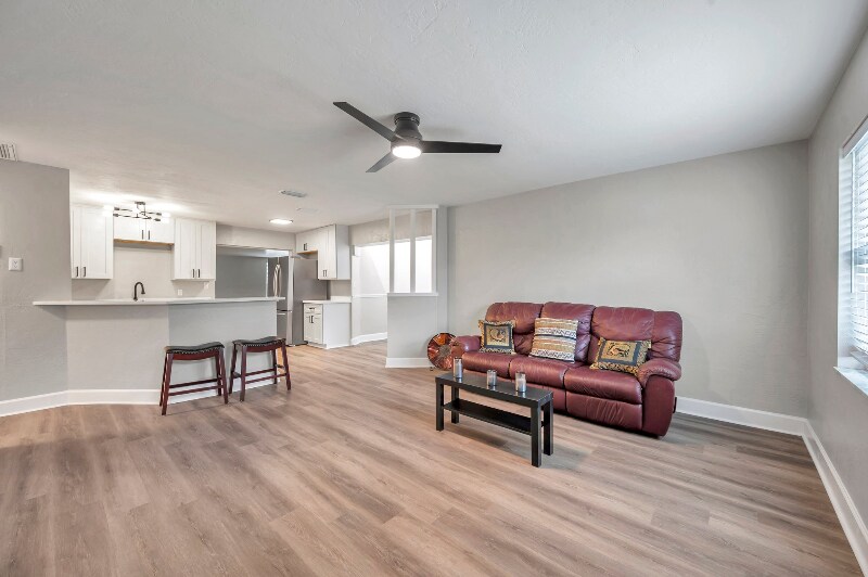 Building Photo - 9850 55th Way N