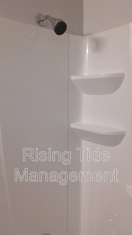 Building Photo - 1909 16th Ave N