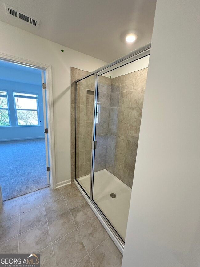 Building Photo - 5772 Plaza Dr SE