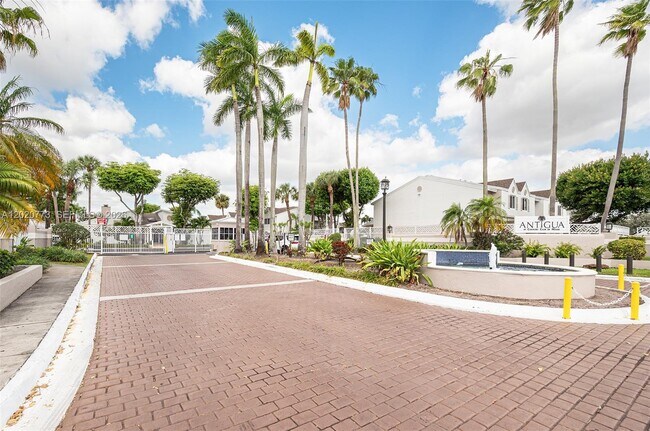 Building Photo - 6720 NW 174th Terrace