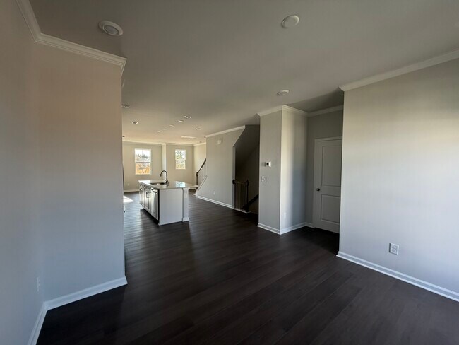 Building Photo - Carolina Springs