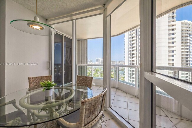 Building Photo - 21205 Yacht Club Dr