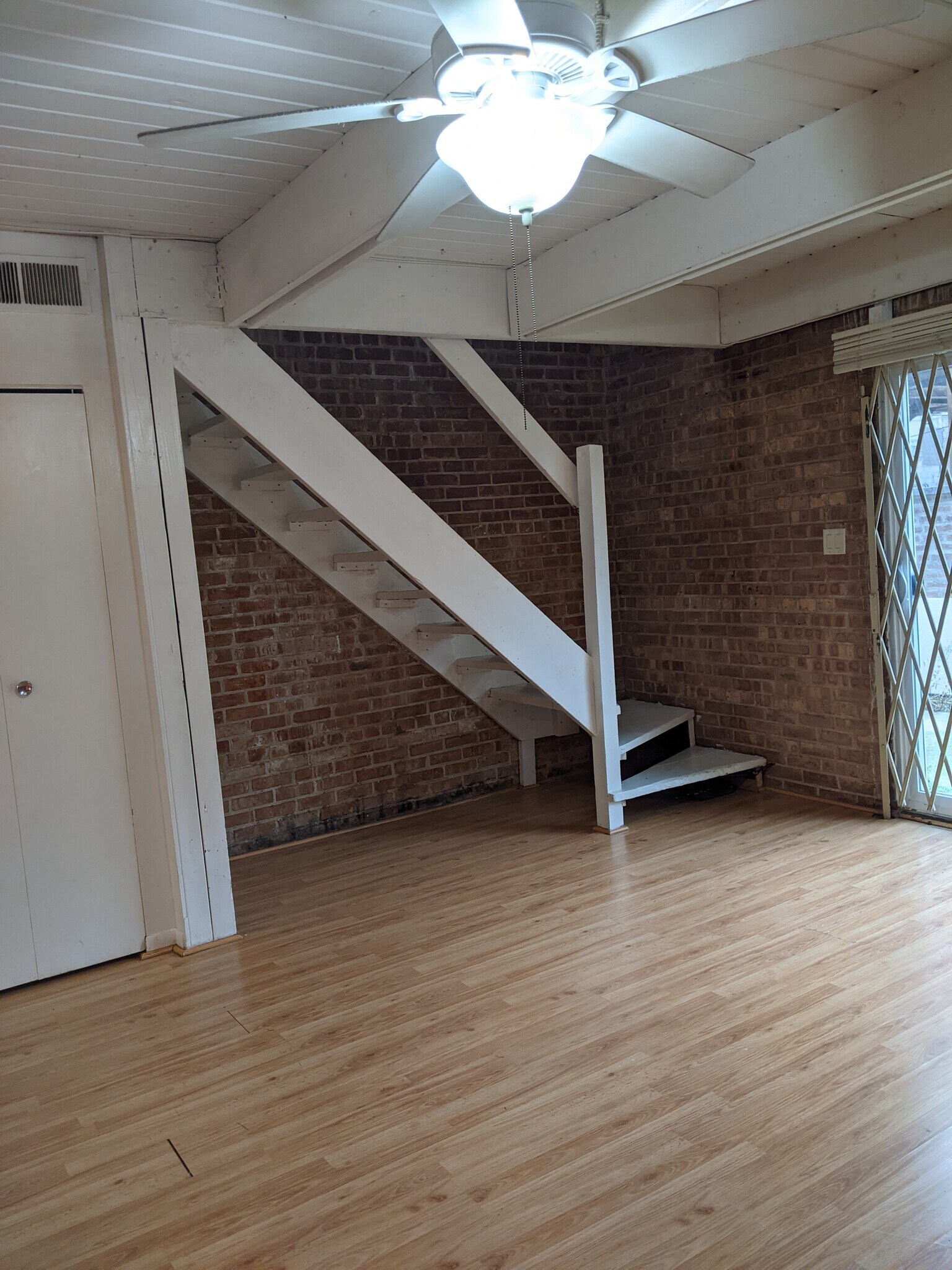 to the bedrooms - 934 W Wolfram St
