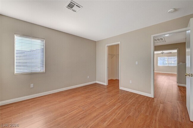 Building Photo - 121 Standing Stone St