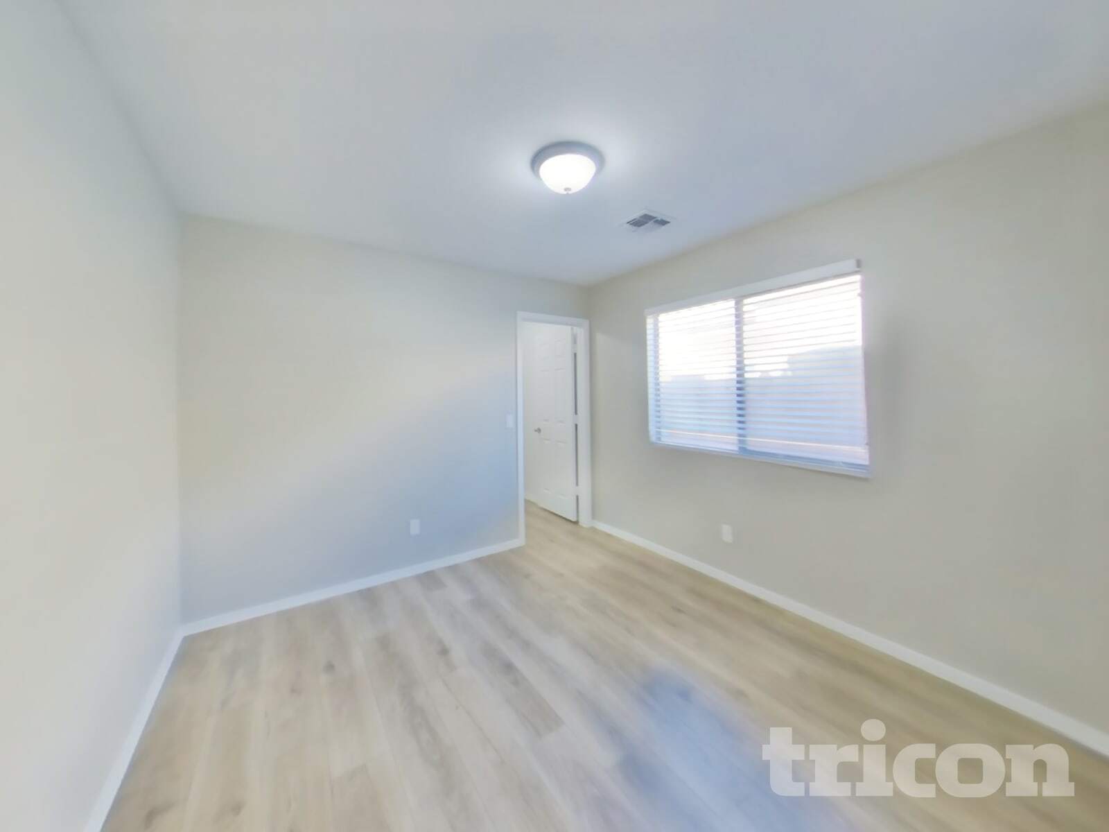 Building Photo - 34113 N Alison Dr