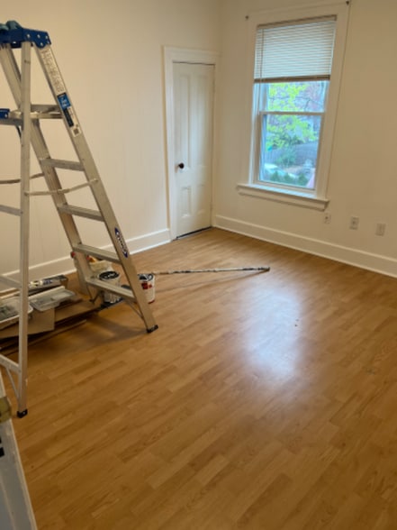 Building Photo - 191 West Ave