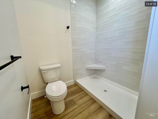 Building Photo - 1465 Mateo Ave