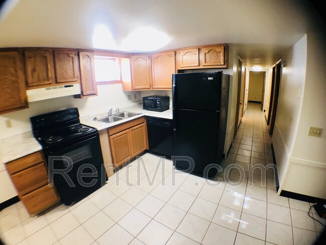 Building Photo - 1915 S Stockman Rd