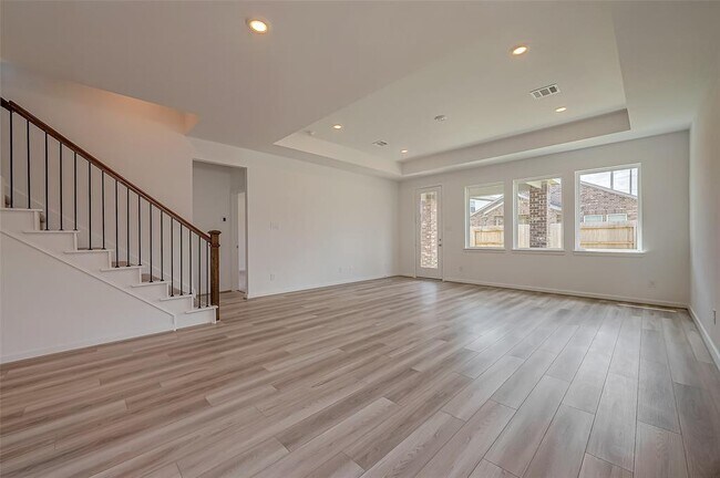 Building Photo - 21807 White Stone Creek Dr