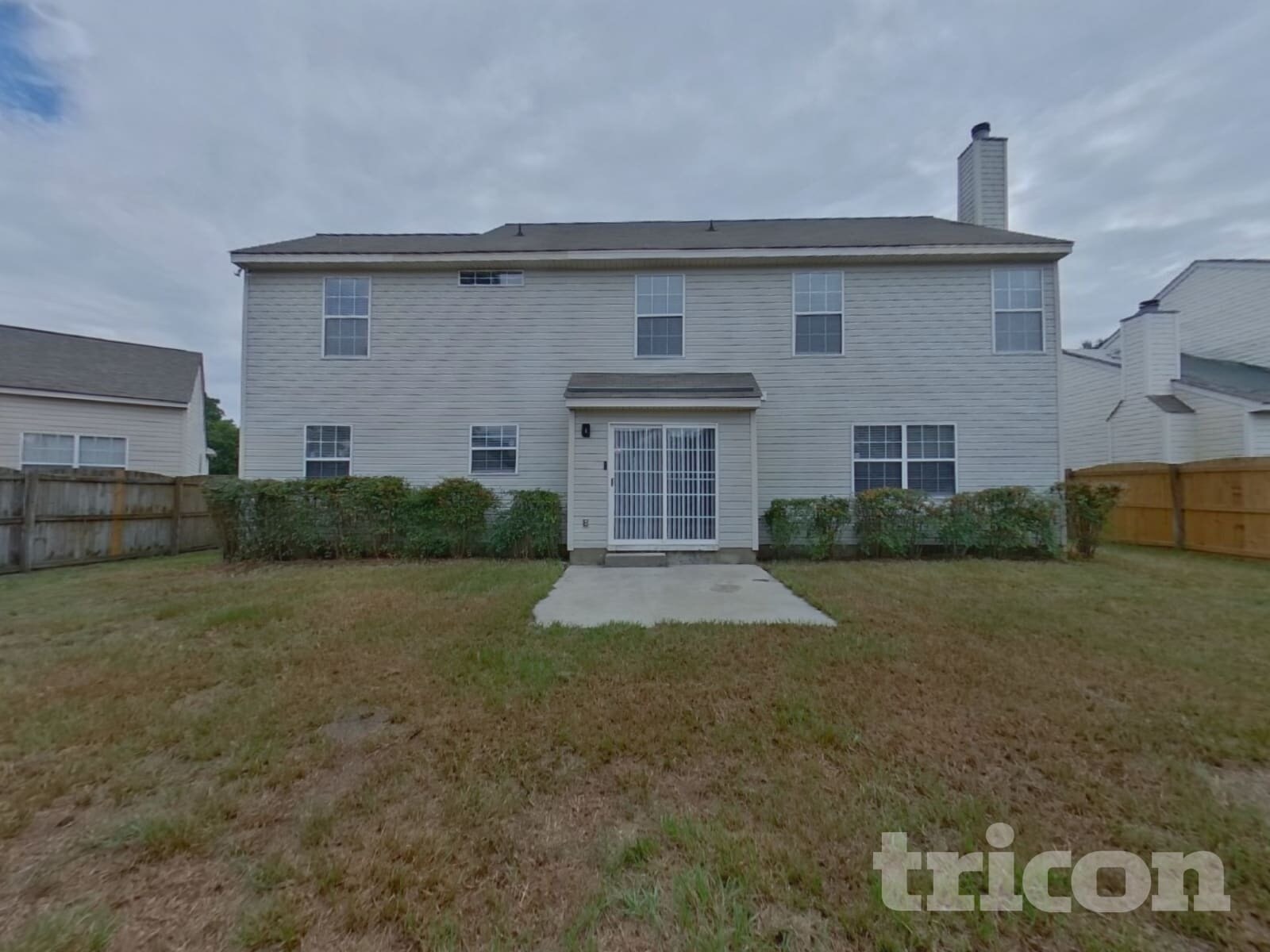 Building Photo - 5 Hidden Pines Rd