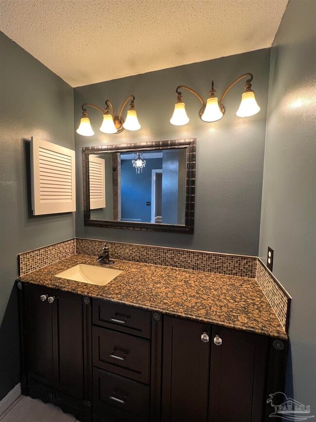 Building Photo - 5784 Twisted Oak Ct