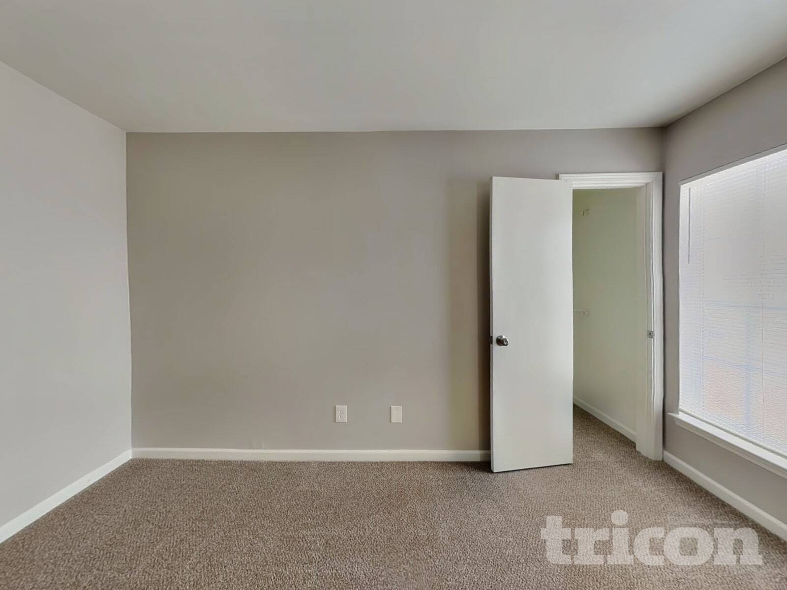 Building Photo - 8927 McAdam Way