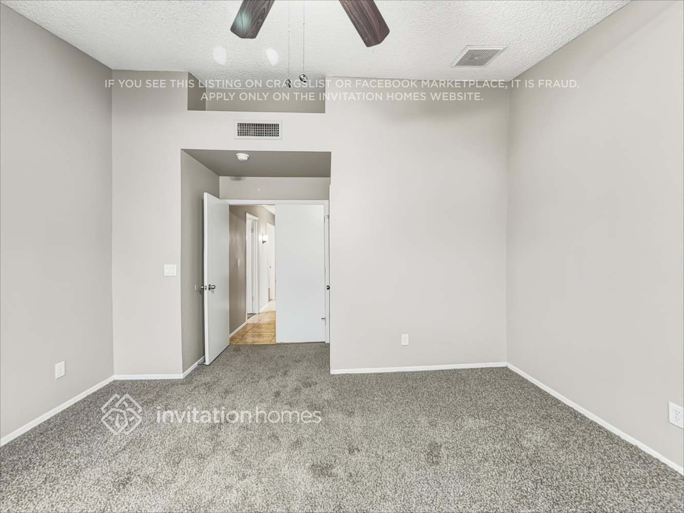 Building Photo - 6526 N 69th Dr