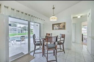 Building Photo - 1002 Russel Ridge Ct