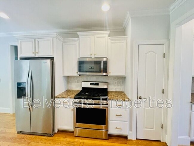 Building Photo - 4204 Peppervine Trail