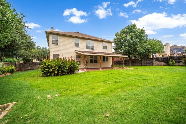 Building Photo - Executive Greenshire Living in Schertz, TX...