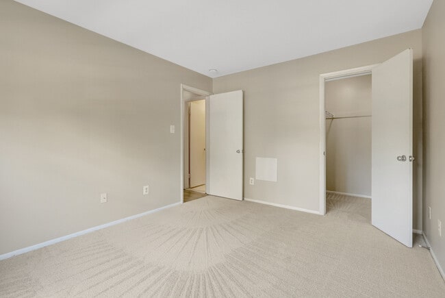 Building Photo - 1791 Jonathan Dr