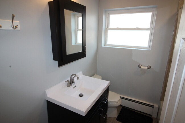 Building Photo - 5532 N Central Ave