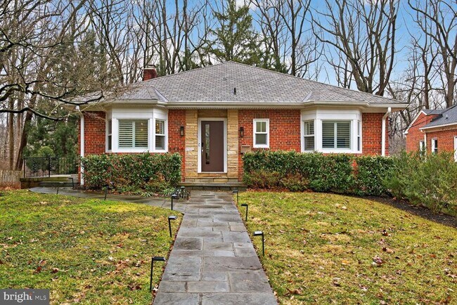 Building Photo - 5908 17th St NW