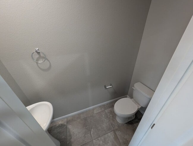 Building Photo - 5224 Sunstone Mesa Dr