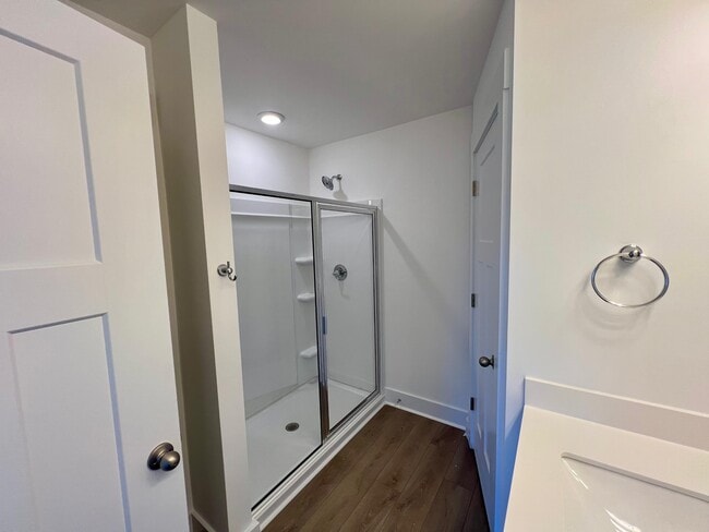 Building Photo - 1242 Cherry Orch Rd