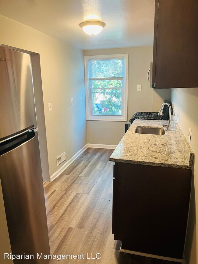 Building Photo - 3 br, 2 bath House - 3232 Westmont Ave