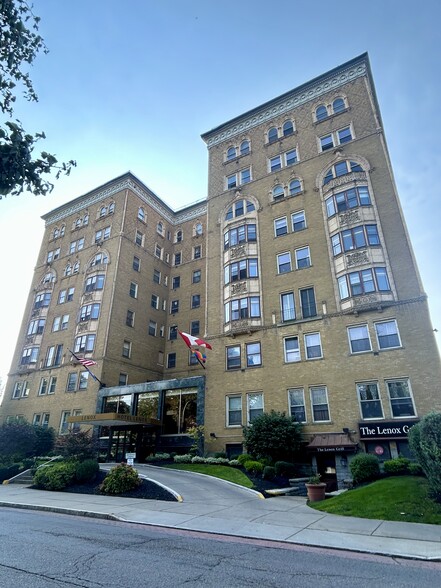 Building Photo - 140 North St