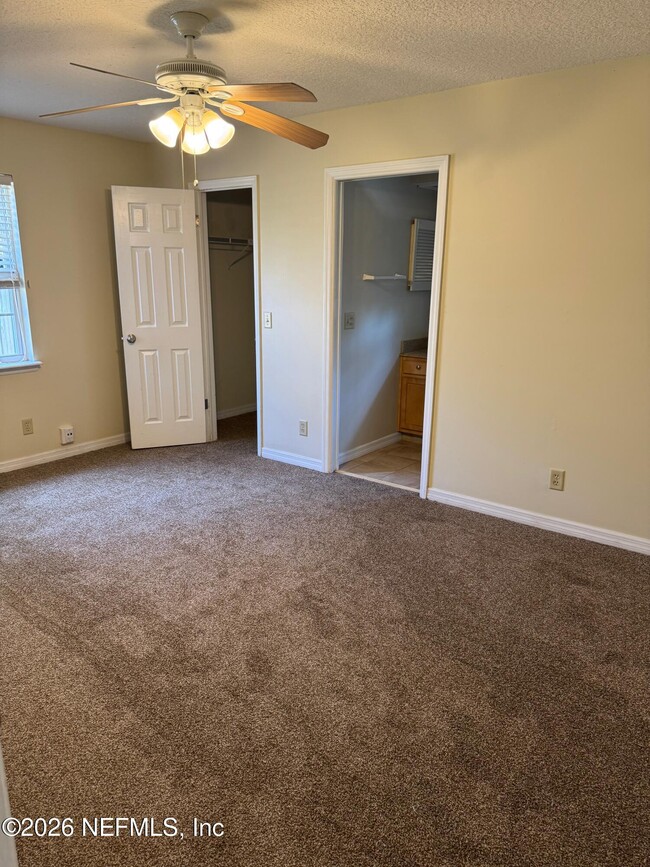 Building Photo - 6725 Newgate Cir E