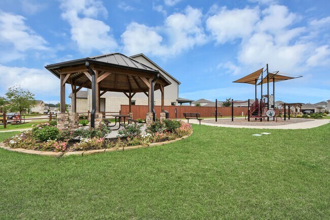Building Photo - 22830 Brisbee Ln