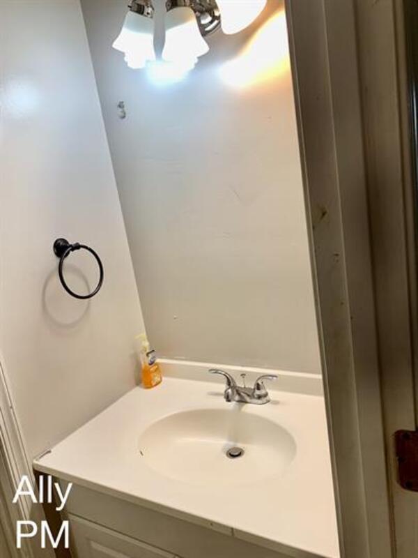 Building Photo - 2383 Austin Dr