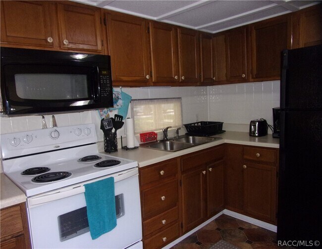 Building Photo - 8880 W Arber Ct