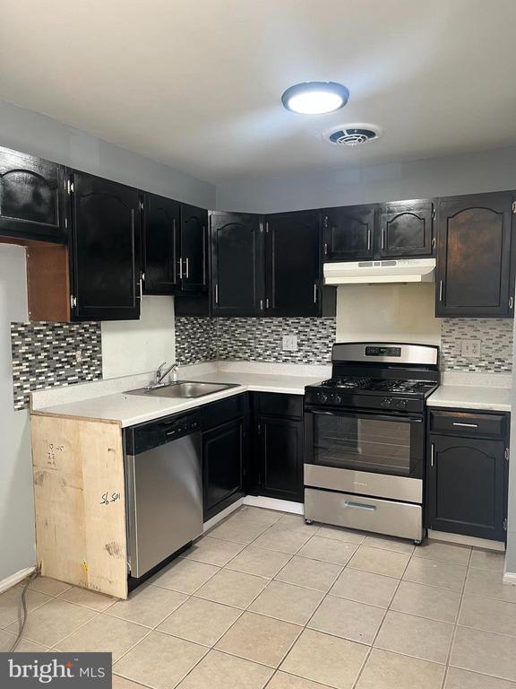 Building Photo - 2829 Saxton Rd