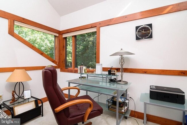 Building Photo - 23615 Quail Hollow Cir