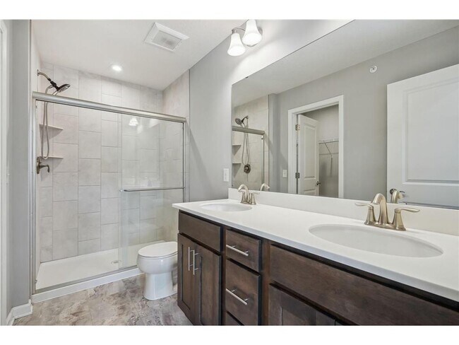 Building Photo - 6993 Huckleberry Dr