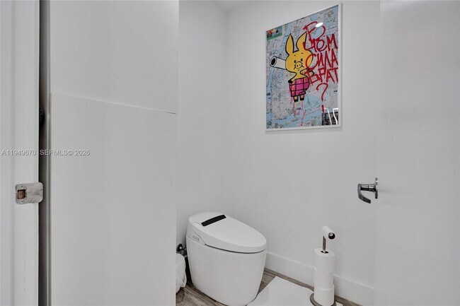 Building Photo - 1100 Biscayne Blvd