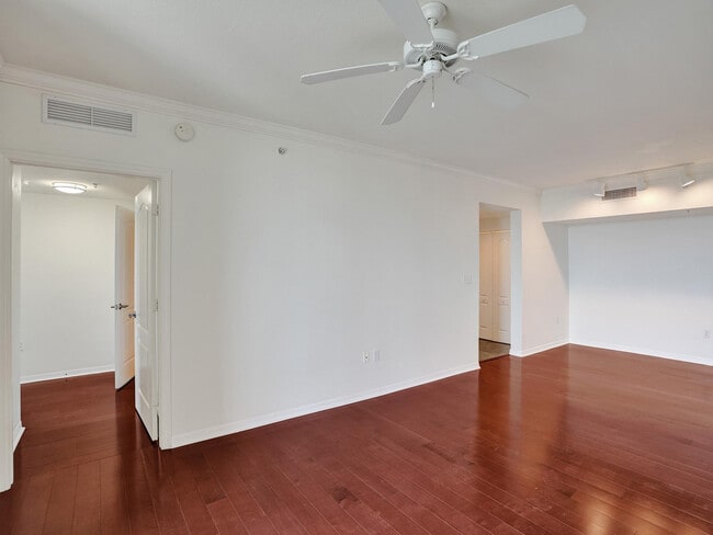 Building Photo - 110 N Federal Hwy