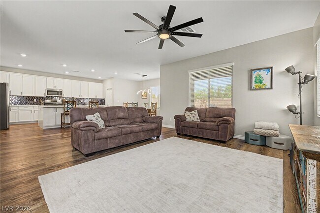 Building Photo - 8148 Little Skye Ct