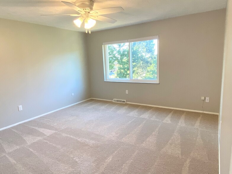 Upstairs Bedroom 2 (Back) - 7187 Hart St