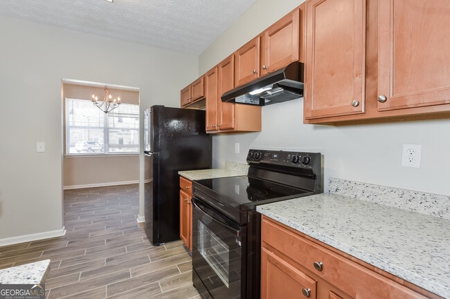 Building Photo - 6332 Ellenwood Dr