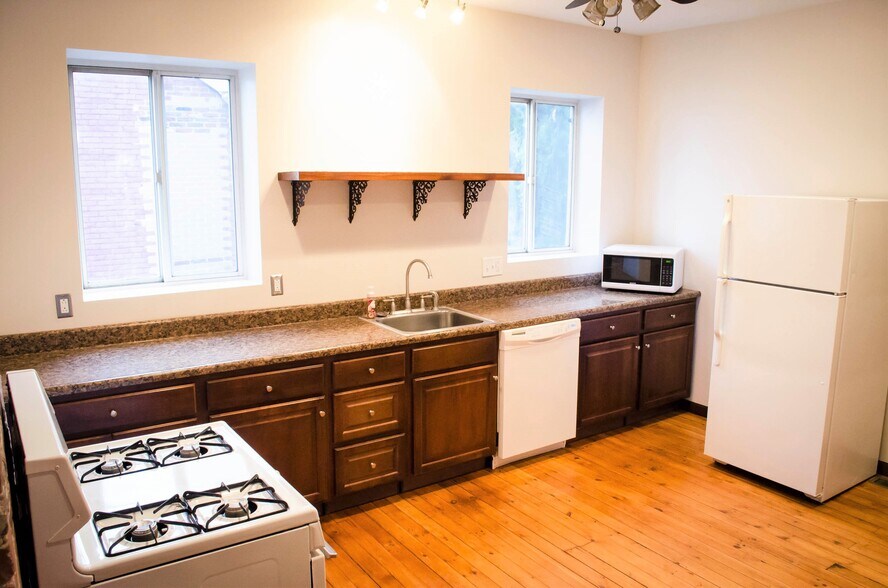 Building Photo - 5133 Kent Way