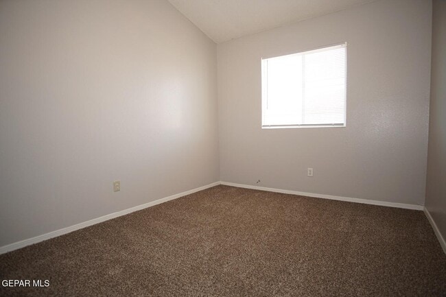 Building Photo - 11021 Sunshine Ct