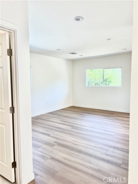 Building Photo - 9645 Dale Ave