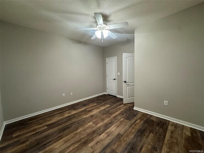 Building Photo - 189 Pine Meadows Cir