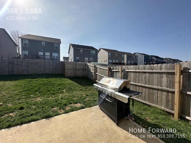 Building Photo - 622 Lucille Dr
