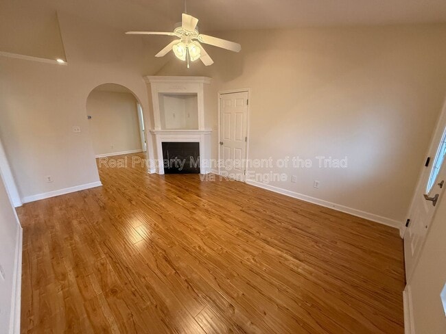 Building Photo - 509 Denny Dr