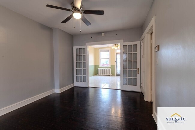 Building Photo - 414 Elrino St