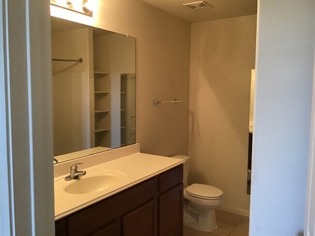 Building Photo - 10237 Tate Ct