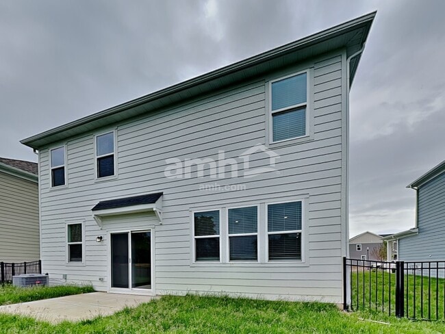 Building Photo - 1106 Heritage Blvd